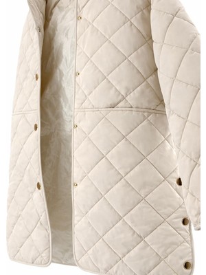 JOOQSTORE Çıtçıt Düğmeli Kapitone Mont