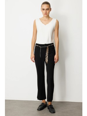 Ekol Yırtmaçlı Zincir Kemerli Pantolon 1901