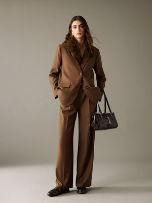 LC Waikiki Bej Beli Kemerli Geniş Paça Kadın Pantolon