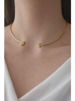 Huma Butik Takı Aksesuar Kalpli Uç Detaylı Gold Renk Çelik Choker Kolye | Kararmaz – Minimal Şıklık