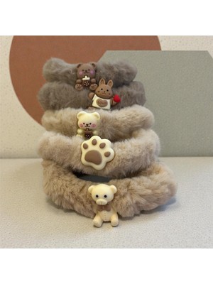 Kız Çocuk Figürlü 5’li Tüylü Simit Toka