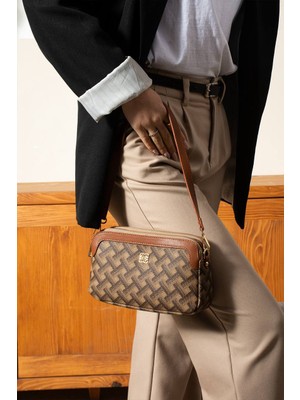 Asel Çanta,çok Gözlü Baget Çanta , taba monogram kadın Omuz ve Çapraz Çantası