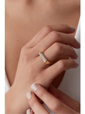 Oroline Kuyumculuk 14 Ayar Altın Zarif Taşlı Kadın Yüzük