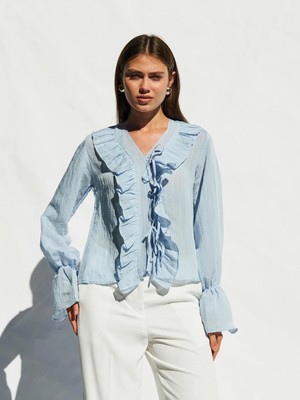 Ayshan Mavi Önü Fırfır ve Bağcık Detaylı Gömlek