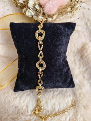 Tuel Çelik Gold Detaylı Modern Tasarımlı Kadın Bileklik