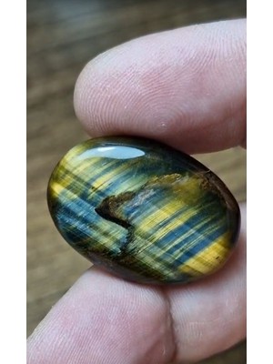 Aries 30.00CT 30X21.3MM Oval Natural Bi Color Tiger Eye