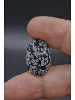 Aries 15.00CT  24.4X17MM  Natural  Oval Snowflake Obsidyen