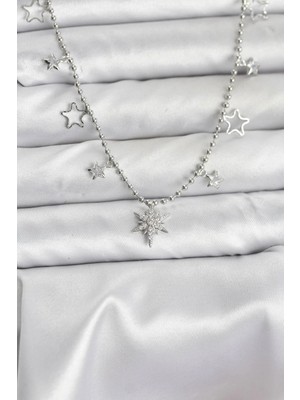 Üreticiniz Pirinç Gümüş Renk Zirkon Taşlı Kutup Yıldızı Model Kadın Kolye