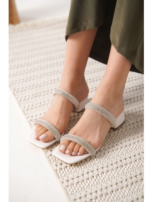 Roof Atelier Stella Beyaz Taşlı Kısa Topuklu Abiye Ayakkabı