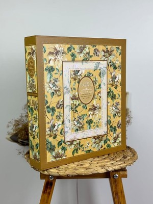 Sevimle Store 10X15CM 500 Fotoğraf Kapasiteli Kutulu Çiçek Desenli Lüks Ofset Fotoğraf Albümü (Sarı)