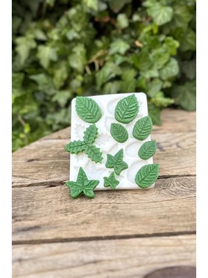 Sevimle Store Concept Yaprak Onlu Mum Kalıbı (Silikon)