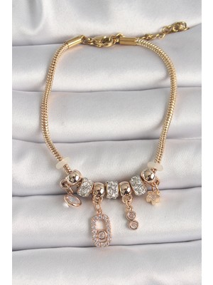 Pirinç Gold Renk Zincir Sallantı Zirkon Taşlı Messika Figür Yıldız Detay Kadın Bileklik