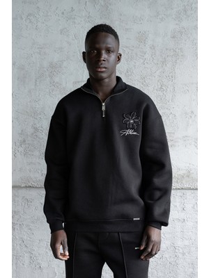 Machinist Erkek Flower Embroidered High Neck Sweatshirt Siyah