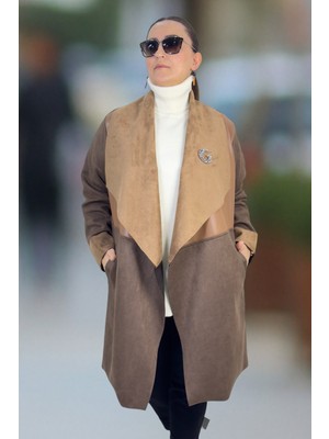 Yagmur Beren  Deri Garnili Broş Detaylı Asimetrik Yaka Süet Deri Mevsimlik Büyük Beden Ceket