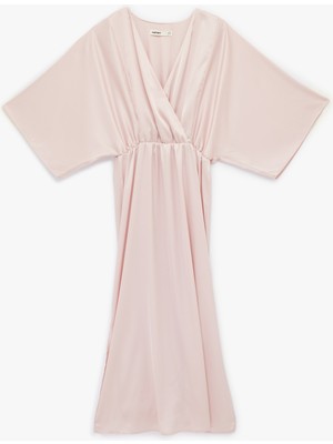 Koton Aerobin Kumaş Bol Kalıp 3/4 Kol Uzun Kruvaze Elbise