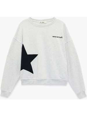 Koton Uzun Kollu Bisiklet Yaka Rahat Kalıp Yıldız Baskılı Sweatshirt