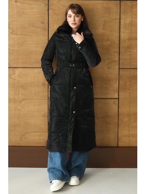 Olcay Yakası Kürk Detaylı Fermur Desenli Kapitone Uzun Mont Siyah 6801