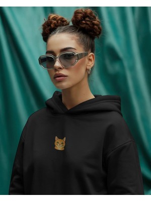 Muhtar Store Sarman (Ginger Tabby) Kedili Hoodie Unisex %100 Pamuk | Siyah Kapüşonlu Sweatshirt Göğüs Ortası Minimal Logo