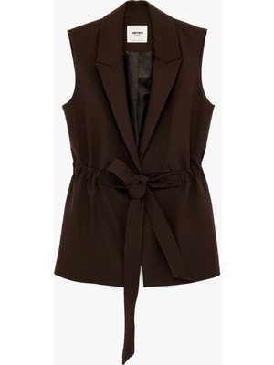 Koton Viskon Karışımlı Kruvaze Yaka Kolsuz Beli Lastikli Kemer Detaylı Yelek