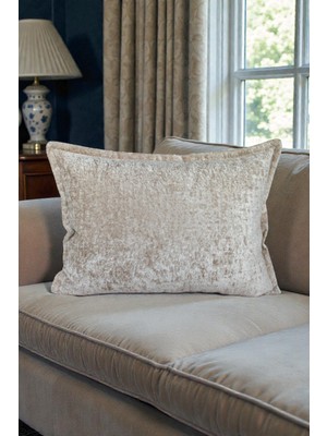 Visionario Kırlent Kılıfı - İthal Kadife 35x50cm Dekoratif Ev Aksesuarı Krem