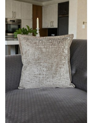 Visionario Kırlent İthal Kadife Kumaş - 45X45cm Yumuşak Dokulu Dekoratif Özel Tasarım Kırlent Kılıfı - S02