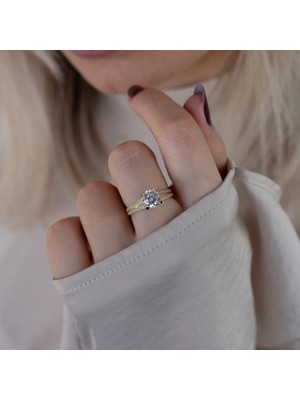 Oroline Kuyumculuk 14 Ayar Altın Tektaş Yanı Taşlı Kadın Yüzük