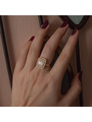 Oroline Kuyumculuk 14 Ayar Altın Baget Parçalı Taşlı Kadın Yüzük