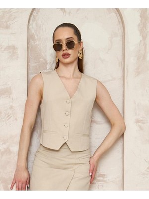 La Pante V Yaka Vücuda Oturan Bej Yelek