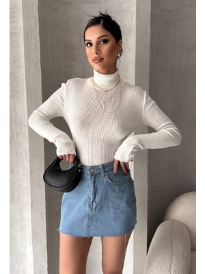 Triko Boğazlı Parmak Gecirmeli Kazak