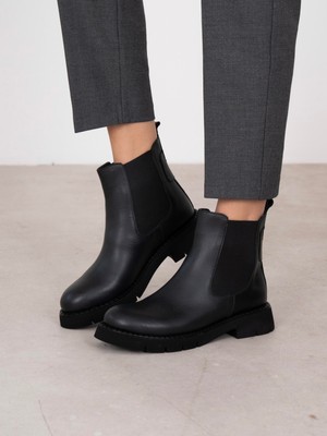 Ece'nin Butiği Polda Siyah Hakiki Deri Kadın Bot
