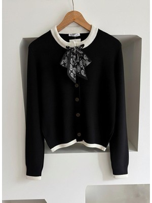 Markahit VOLUMEX Yaka Fular Detaylı Triko Hırka