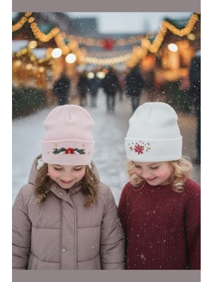 Generic 2’li Paket El Nakışlı Kız Çocuk Bere Seti Yılbaşı Temalı Pembe & Ekru (2-9 Yaş)