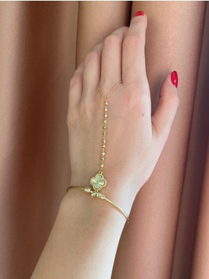 Nunu Takı Işleme Yonca Charmlı Kelepçe Şahmeran