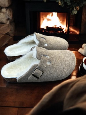 Mycorni Gerçek Kürklü Anatomik Unisex Ev Terliği Doğal Mantar Taban Keçe Konfor