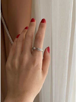 Nunu Takı Taş Işlemeli Gold Yüzük