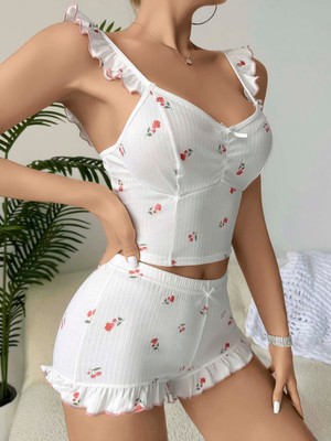 Femina Trendy Kadın Gül ve Kiraz Desenli Şortlu Gecelik Takım 5112