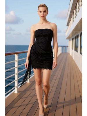 Benerly Kadın Straplez Kolsuz Dantel Mini Elbise Vücuda Oturan Kalıp Fonksiyonel Şık