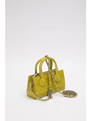 Lêvi D'or Yeşil Ayarlanabilir Kilit Detaylı El Çantası Suni Deri Ergonomik Tasarım ile Modern Kadınlar İçin