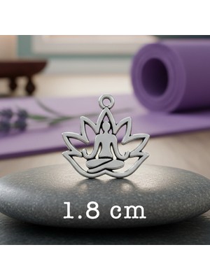 Trakya Tattoo Gümüş Kaplama Lotus Çiçeği Kolye Ucu - Yoga ve Spiritüel Temalı Minimalist Takı