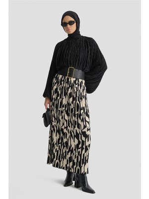 Armine Desenli Piliseli Etek Siyah