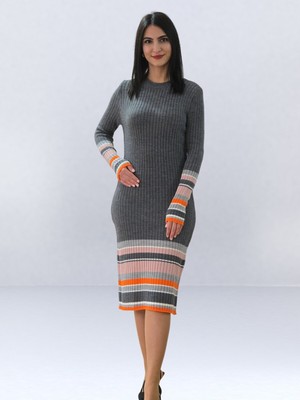 Yusgos Fitted Kesim Sıfır Yaka Fitilli Midi Triko Elbise