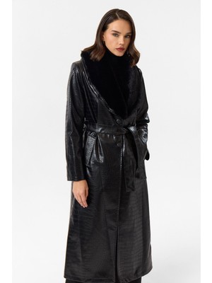 Tiffany & Tomato Yılan Derisi Desenli Parlak Kaban