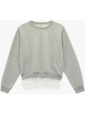 Koton Dantel Detaylı Bisiklet Yaka Uzun Kollu Oversize Sweatshirt