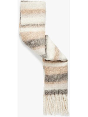 Koton Kadın Çizgili Uzun Atkı Ekru Renk Kış Sezonu İçin Yumuşak Dokulu Püsküllü Aksesuar