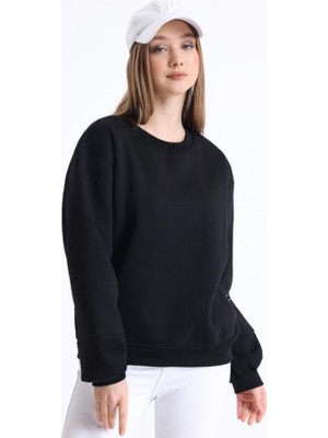 Leilaa Oversize Basic Sweatshirt