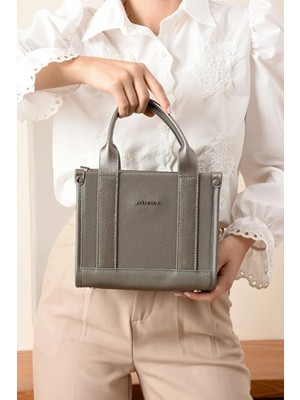 Just Polo Kadın Yeni Sezon Ayarlanabilir Askılı Lüks El ve Omuz Çantası Shoulder Bag Ebat: 19 x 23 cm