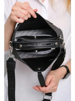 Just Polo Kadın Kabartmalı Ayarlanabilir Askılı Şık El ve Omuz Çantası Shoulder Bag Ebat: 20 x 22 cm