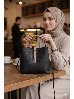 Just Polo Kadın Orta Boy 3 Bölmeli Ayarlanabilir Askılı Şık El & Omuz Çantası Shoulder Bag Ebat : 22 x 20 cm