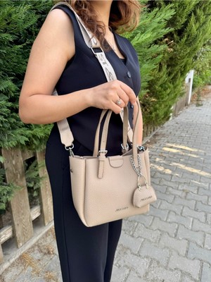 Just Polo Kadın Kum Yeni Sezon 3 Bölmeli Yumuşak Deri Lüks ve Şık Dokunuş El & Omuz Çantası Shoulder Bag