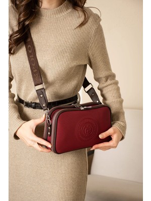 Just Polo Kadın Kabartma Baskılı Omuz Çantası